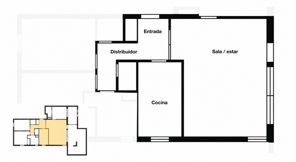 Plano del estado actual de un apartamento de 93 m² con cocina cerrada, entrada y salón